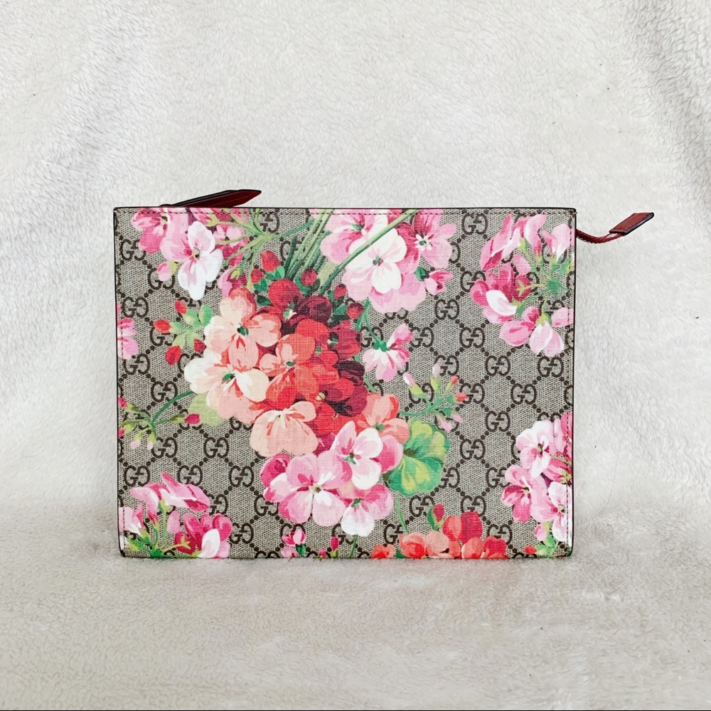 NWT Authentic Gucci Bloom Supreme GG Cosmetic Bag